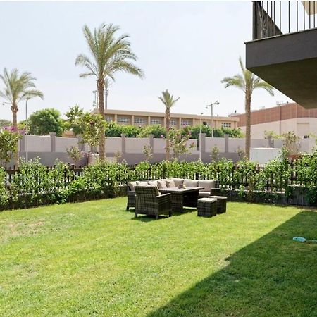 Luxury 2 Bedroom Ground Floor Apartment With Private Garden In Cairo Festival City Экстерьер фото